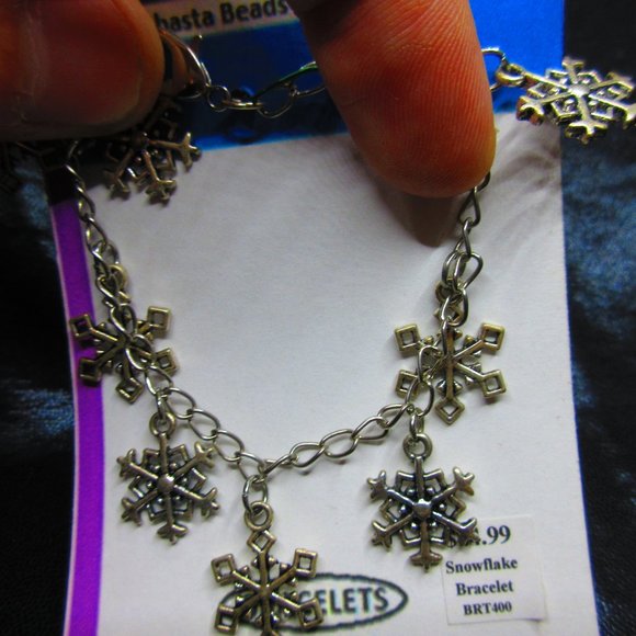 Snowflake Charm Jewelry Bracelet Adjustable Lobster Claw Clasp - Picture 4 of 4